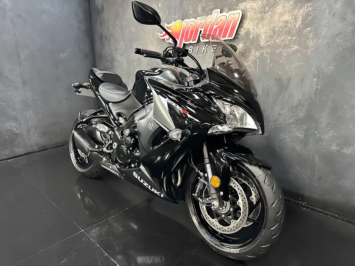 Used 2021 Suzuki GSX-S1000 F Black - Interior and Exterior details 4