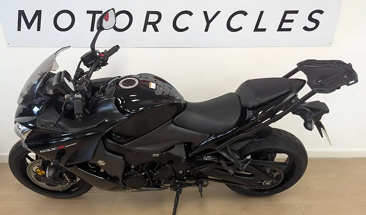 Used 2021 Suzuki GSX-S1000F 1000 Black - Interior and Exterior details 10