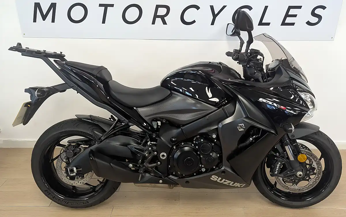 Used 2021 Suzuki GSX-S1000F 1000 Black - Interior and Exterior details 5