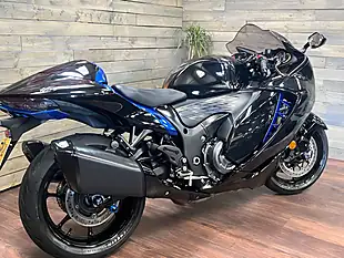 Used 2021 Suzuki GSX1300R Hayabusa Black - Interior and Exterior details 4