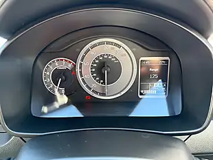 Used 2021 Suzuki Ignis Sz-T Green - Interior and Exterior details 16