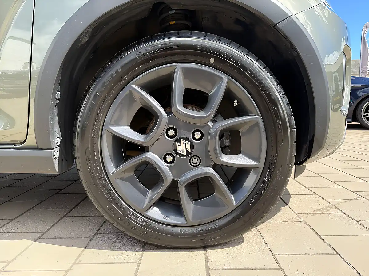 Used 2021 Suzuki Ignis Sz-T Green - Interior and Exterior details 6