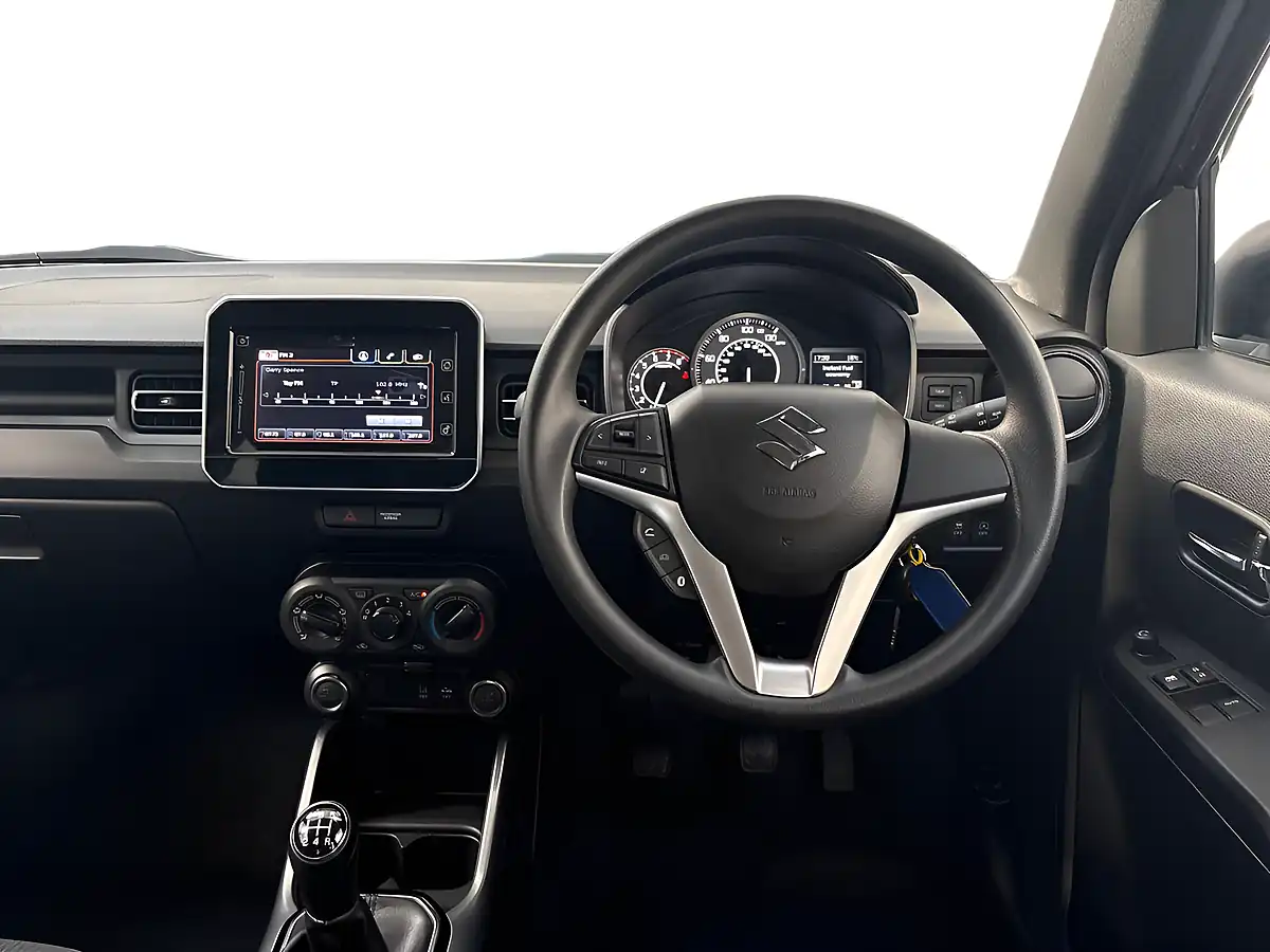 Used 2021 Suzuki Ignis Sz-T Green - Interior and Exterior details 8