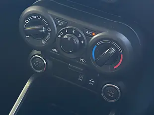 Used 2021 Suzuki Ignis Sz-T Red - Interior and Exterior details 16