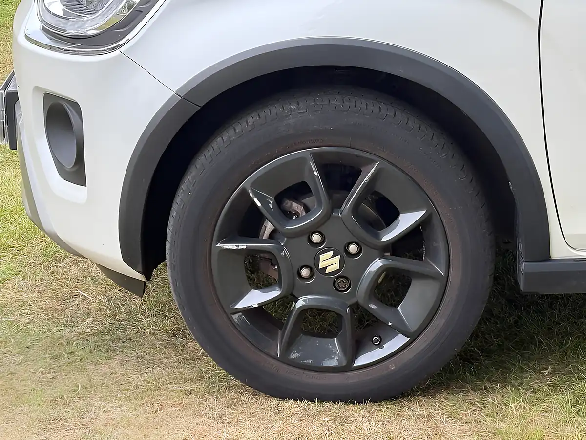 Used 2021 Suzuki Ignis Sz-T White - Interior and Exterior details 10