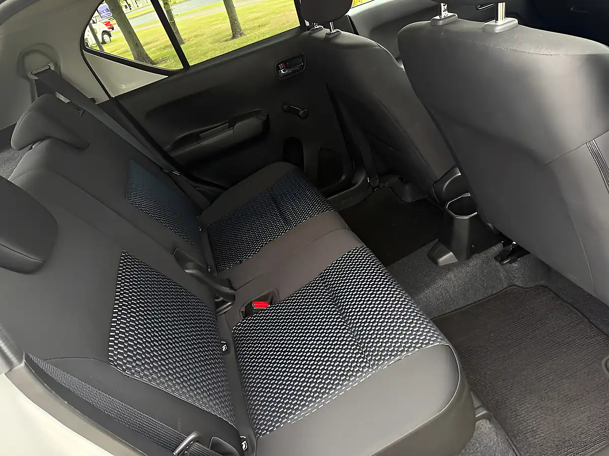 Used 2021 Suzuki Ignis Sz-T White - Interior and Exterior details 12