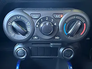 Used 2021 Suzuki Ignis Sz-T White - Interior and Exterior details 13