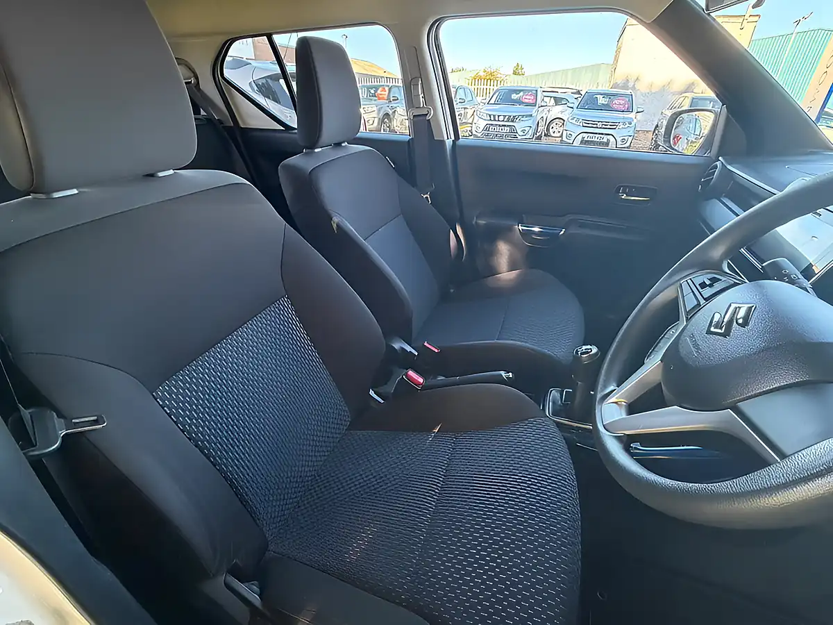 Used 2021 Suzuki Ignis Sz-T White - Interior and Exterior details 14