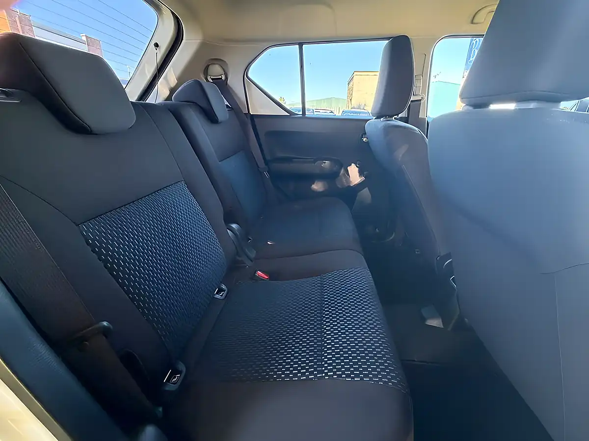 Used 2021 Suzuki Ignis Sz-T White - Interior and Exterior details 16