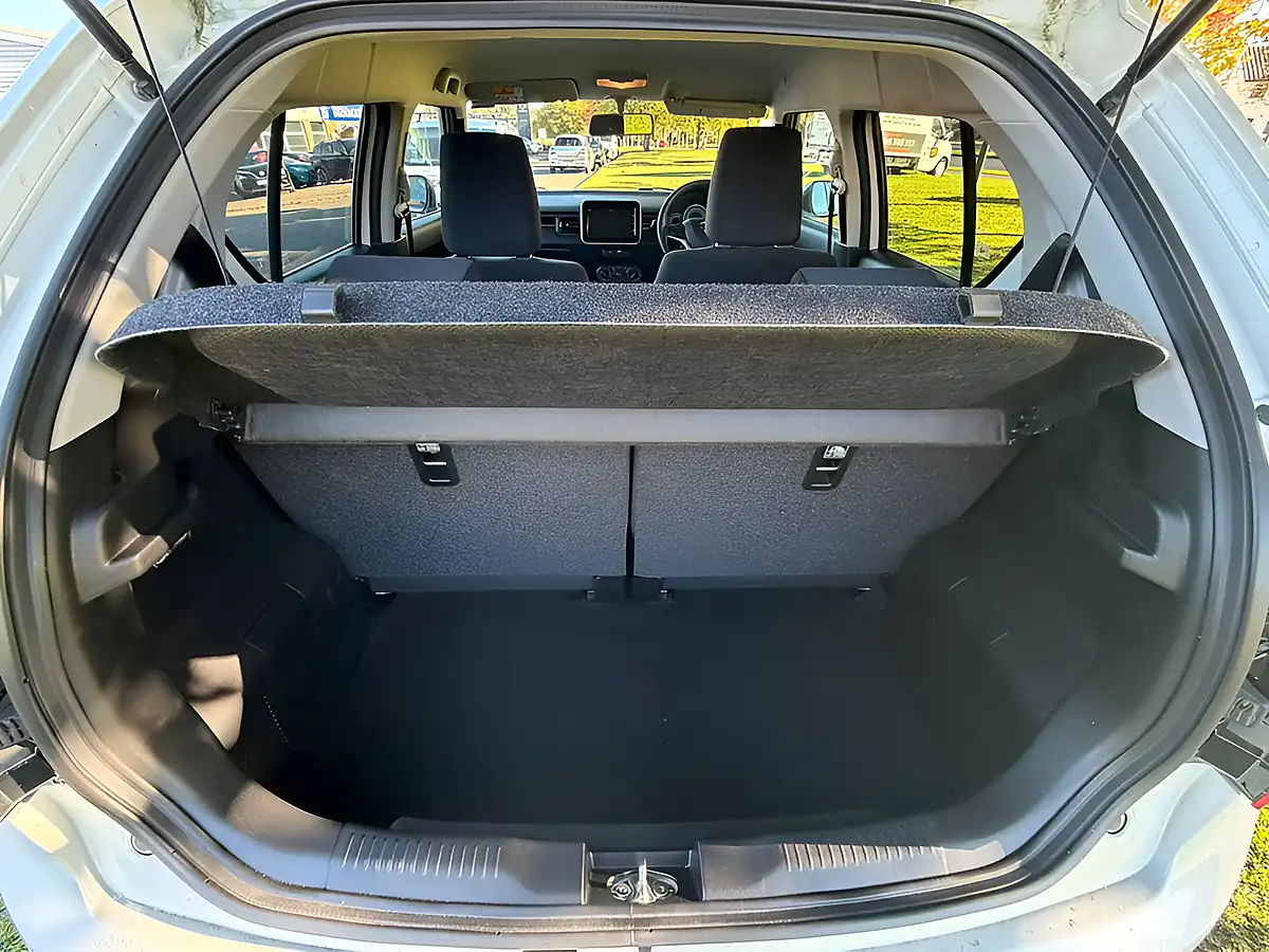 Used 2021 Suzuki Ignis Sz-T White - Interior and Exterior details 19