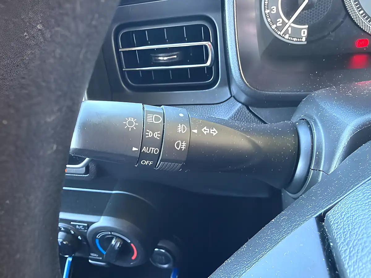 Used 2021 Suzuki Ignis Sz-T White - Interior and Exterior details 9