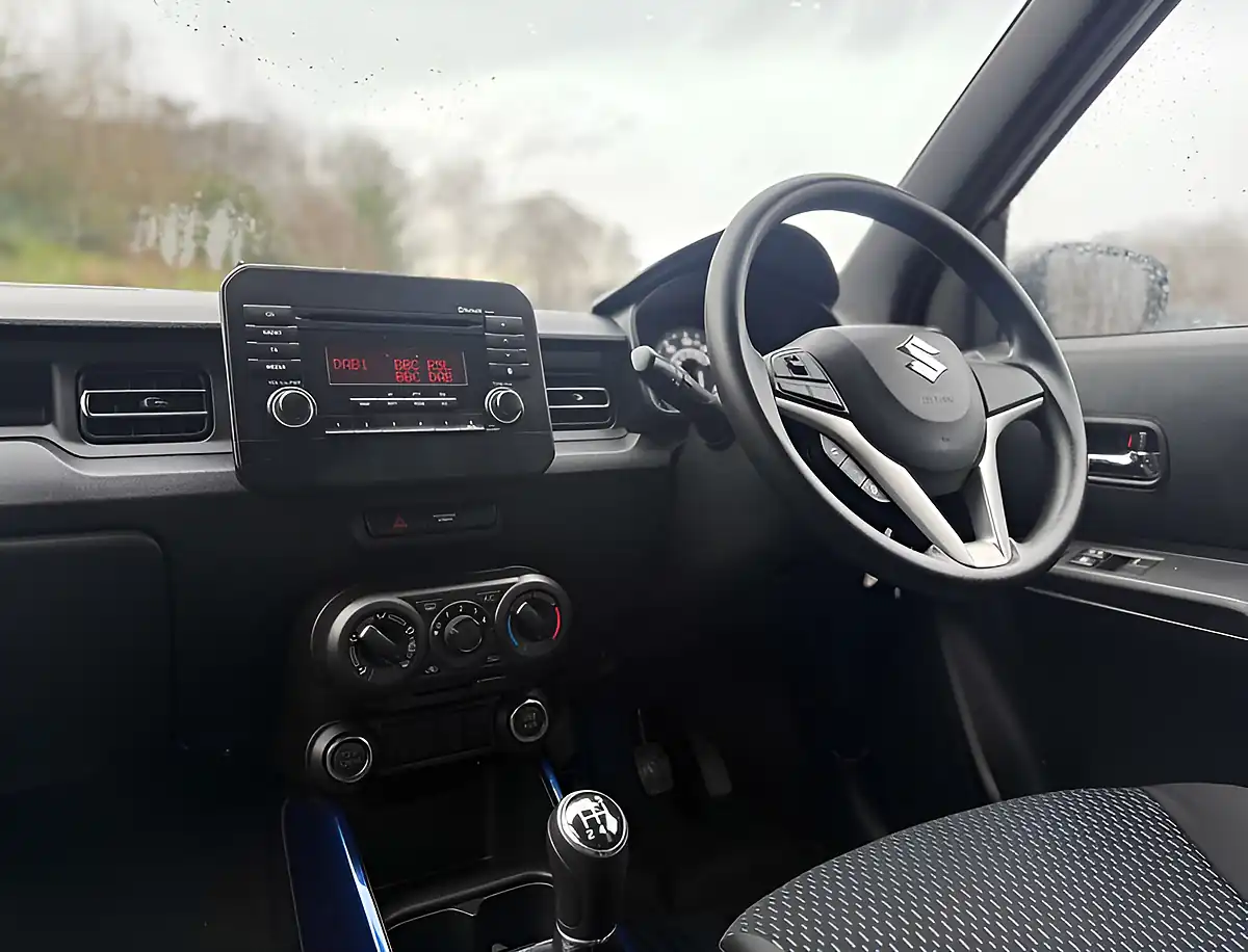 Used 2021 Suzuki Ignis SZ3 Pure White Pearl - Interior and Exterior details 17