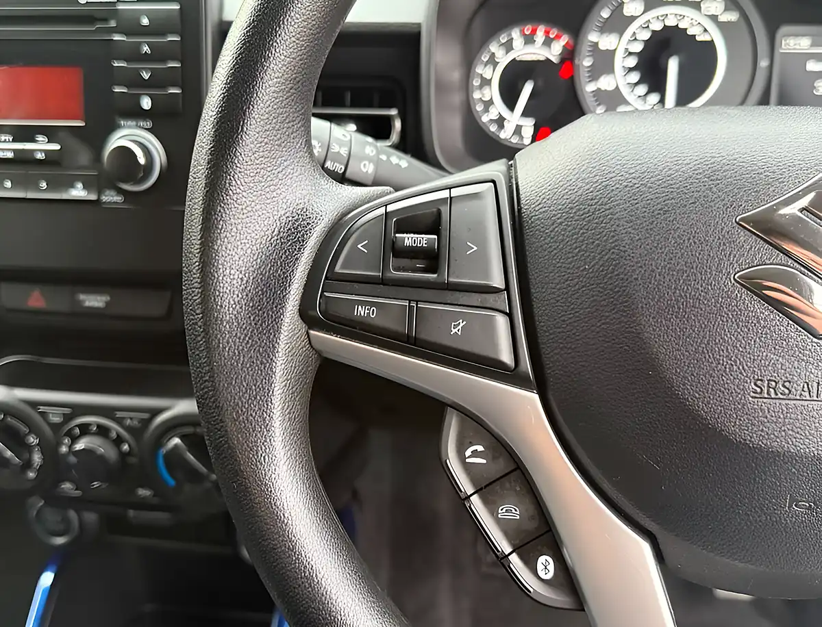 Used 2021 Suzuki Ignis SZ3 Pure White Pearl - Interior and Exterior details 20