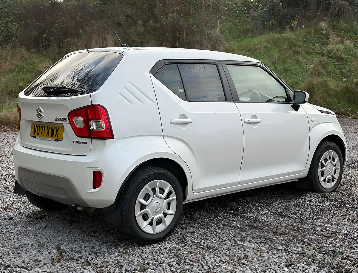 Used 2021 Suzuki Ignis SZ3 Pure White Pearl - Interior and Exterior details 3