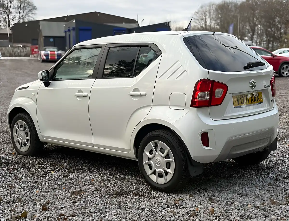 Used 2021 Suzuki Ignis SZ3 Pure White Pearl - Interior and Exterior details 5