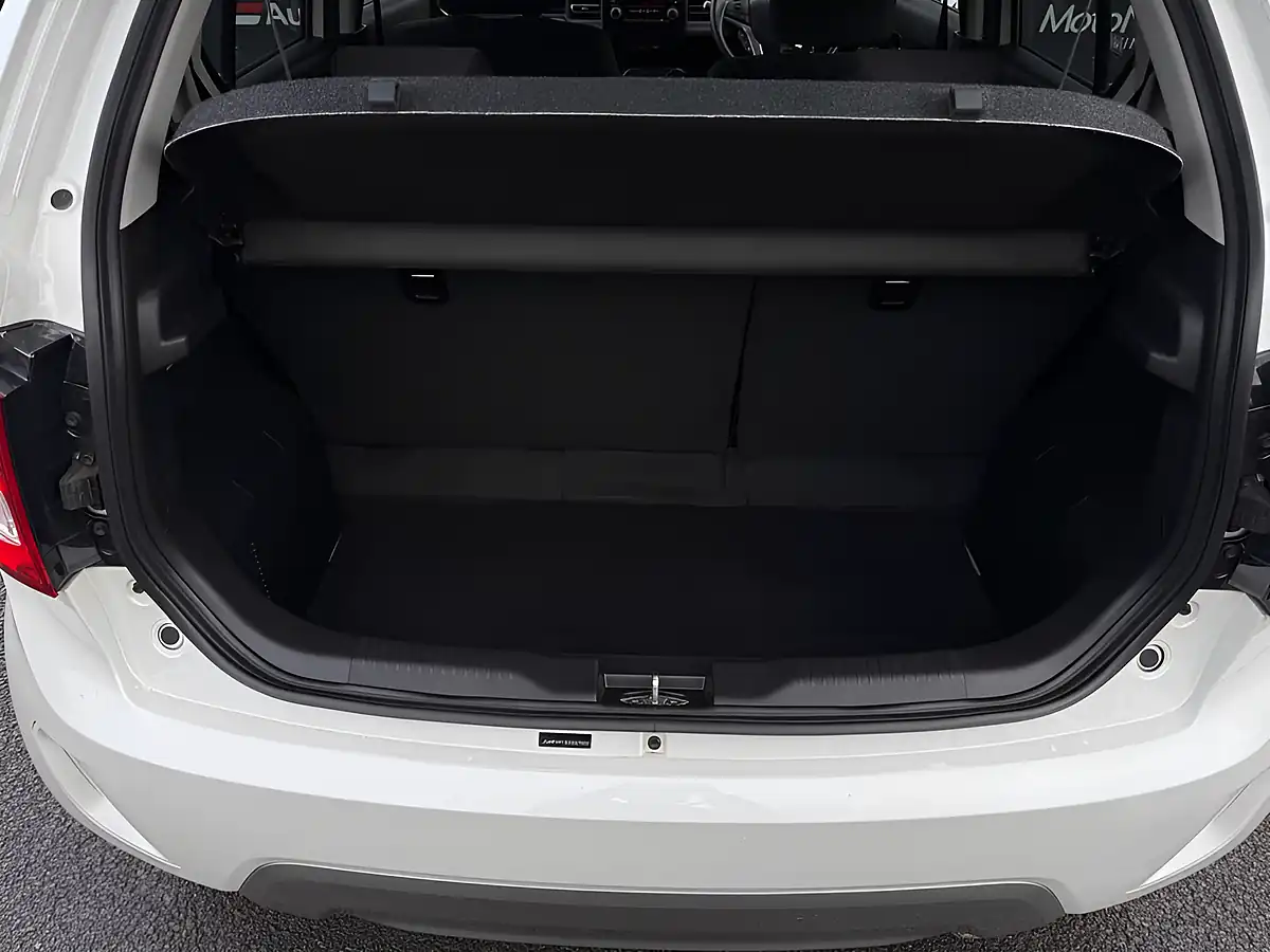 Used 2021 Suzuki Ignis SZ3 White - Interior and Exterior details 9