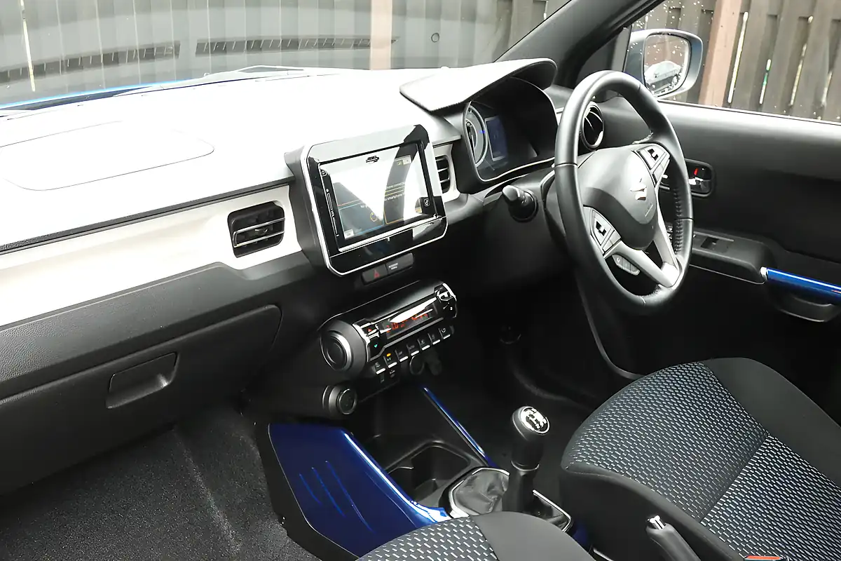 Used 2021 Suzuki Ignis SZ5 Blue - Interior and Exterior details 10