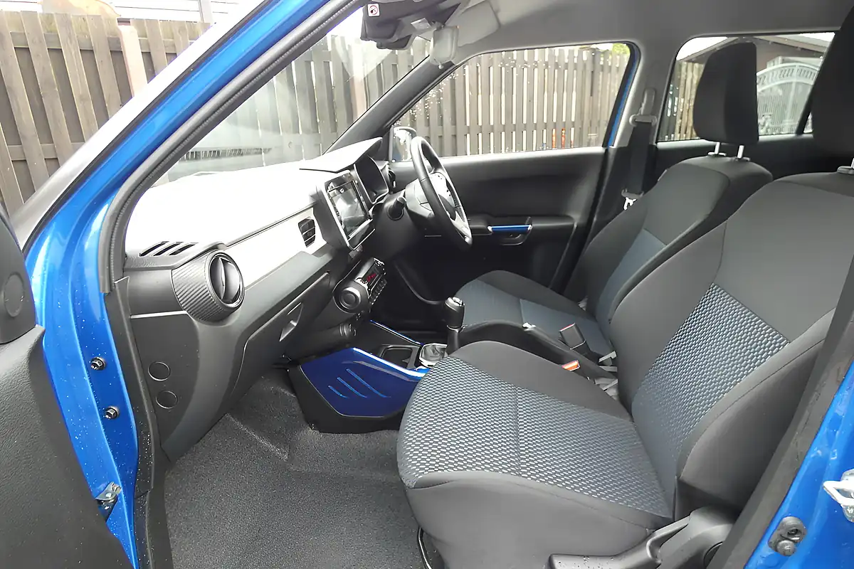 Used 2021 Suzuki Ignis SZ5 Blue - Interior and Exterior details 9