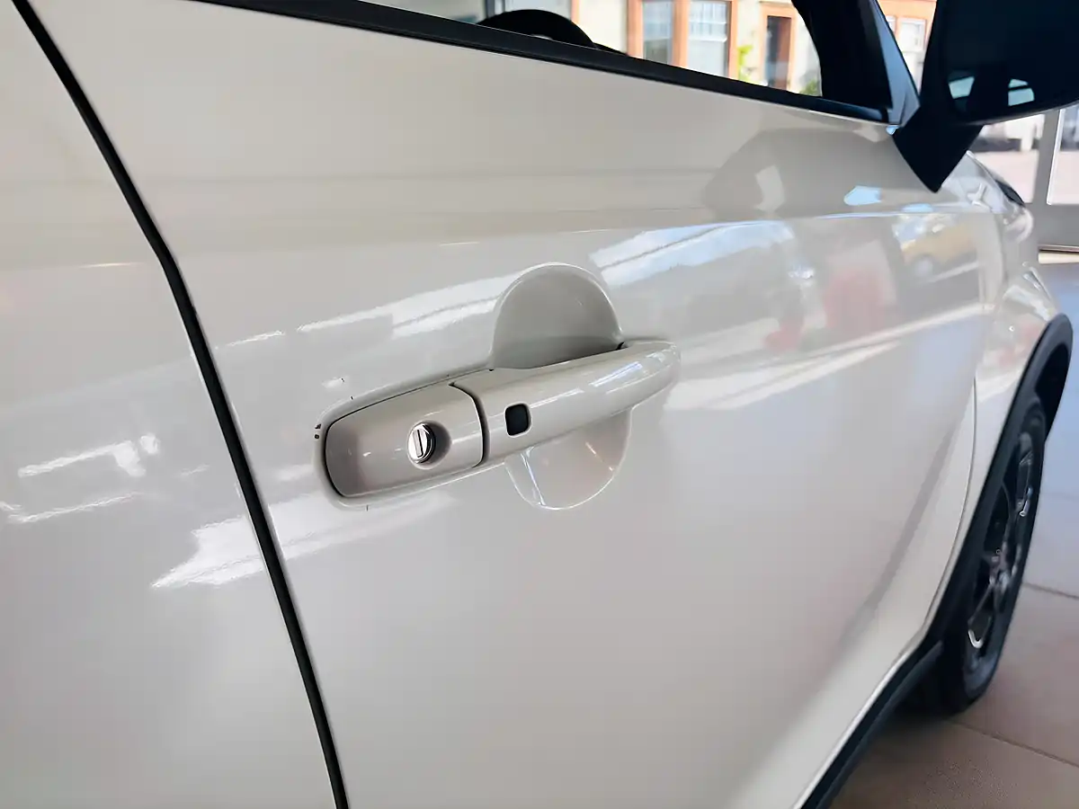 Used 2021 Suzuki Ignis SZ5 White - Interior and Exterior details 12
