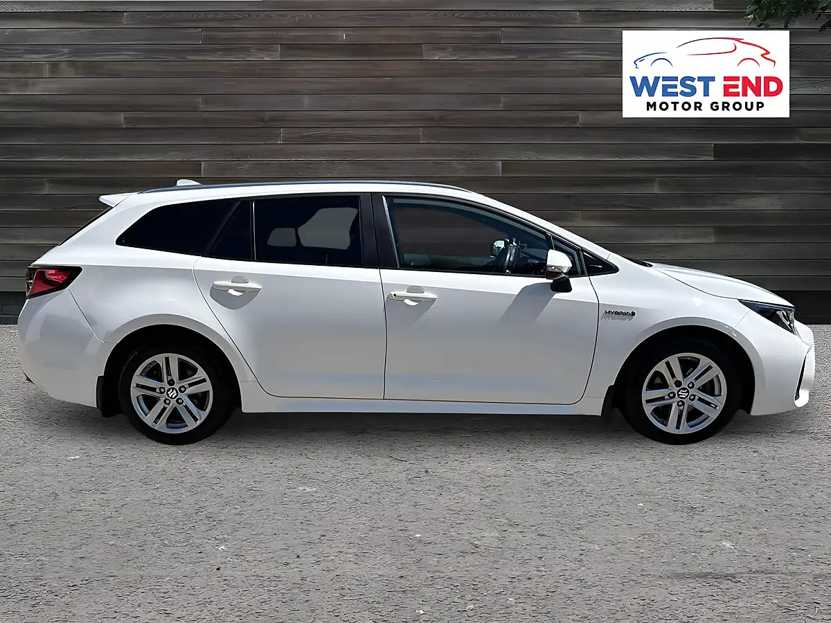 Used 2021 Suzuki Swace Sz-T White - Interior and Exterior details 2