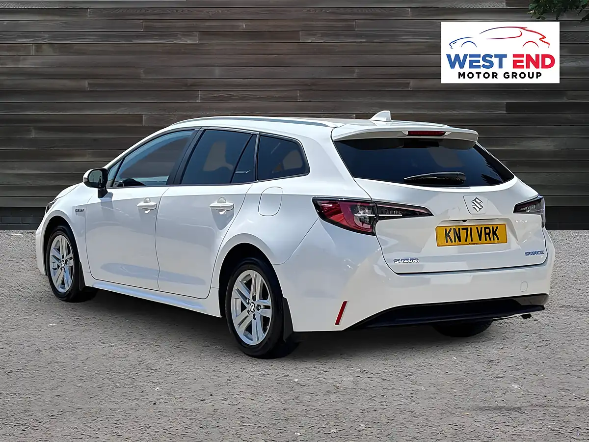 Used 2021 Suzuki Swace Sz-T White - Interior and Exterior details 3