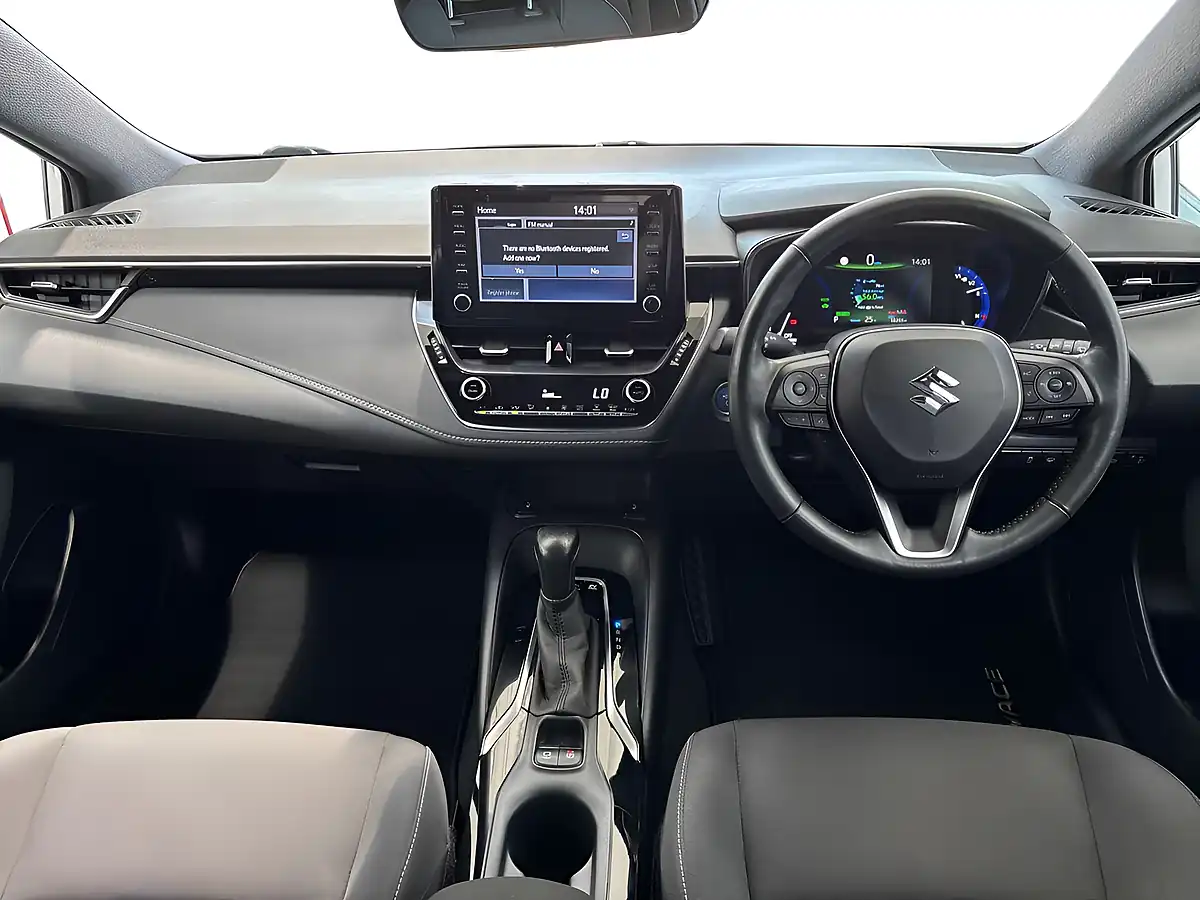 Used 2021 Suzuki Swace Sz-T White - Interior and Exterior details 9