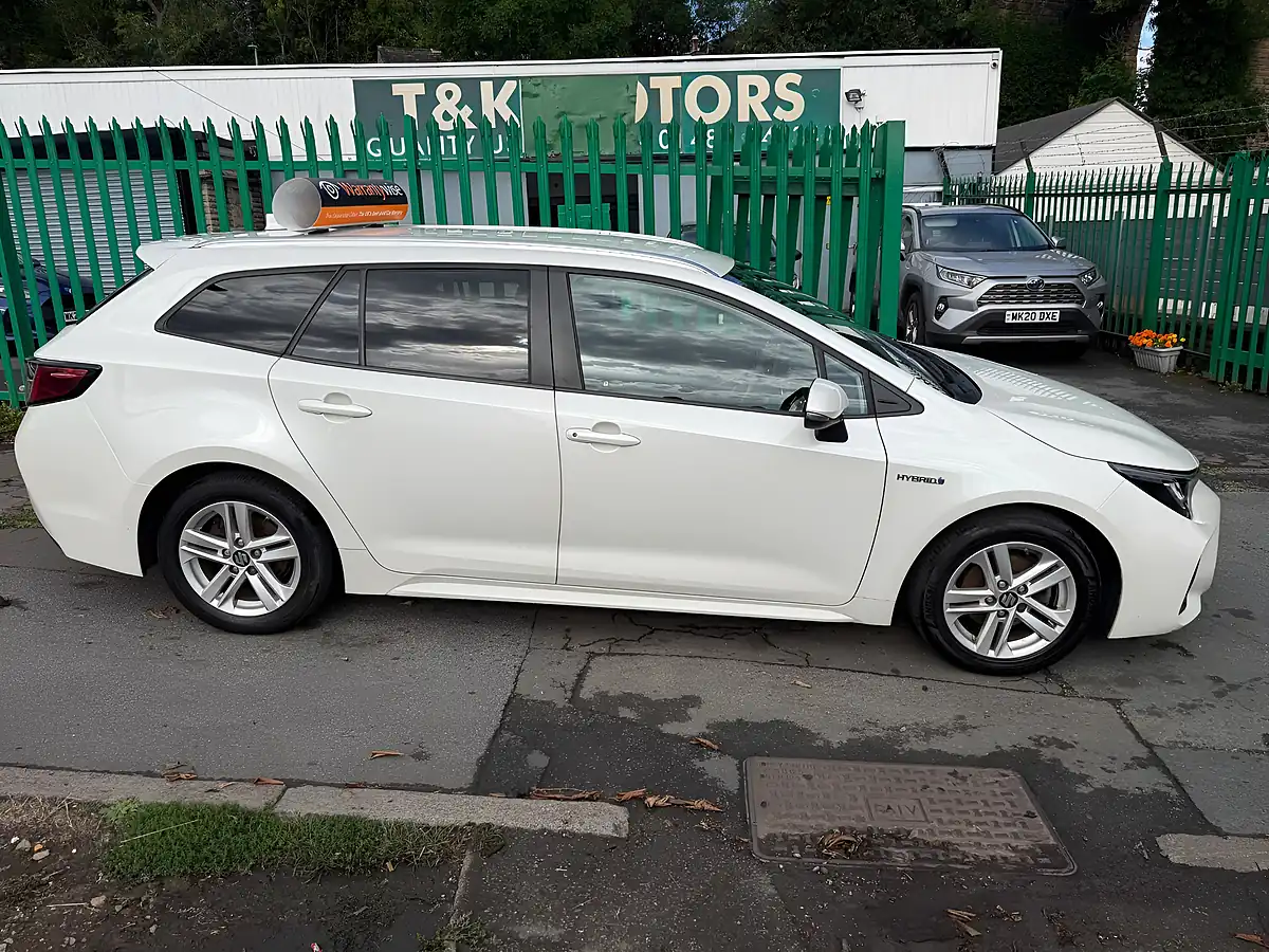 Used 2021 Suzuki Swace Sz-T White - Interior and Exterior details 2