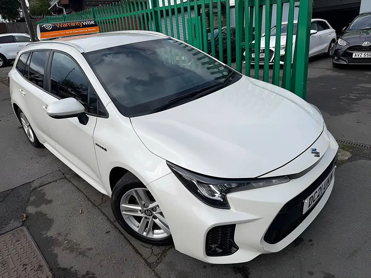 Used 2021 Suzuki Swace Sz-T White - Interior and Exterior details 7
