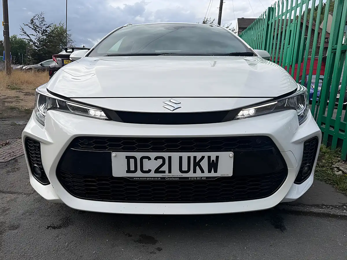 Used 2021 Suzuki Swace Sz-T White - Interior and Exterior details 8