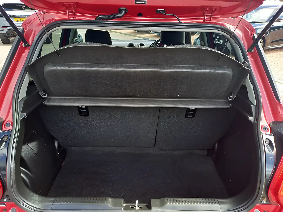 Used 2021 Suzuki Swift Sz-L Red - Interior and Exterior details 7