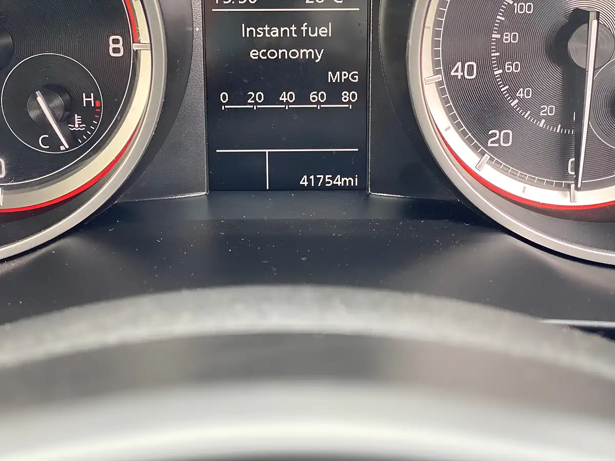 Used 2021 Suzuki Swift Sz-L Red - Interior and Exterior details 15