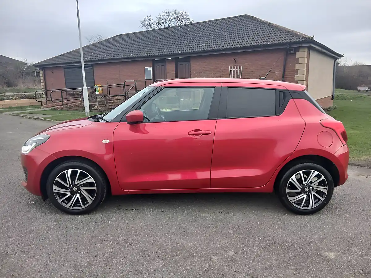 Used 2021 Suzuki Swift Sz-L Red - Interior and Exterior details 4