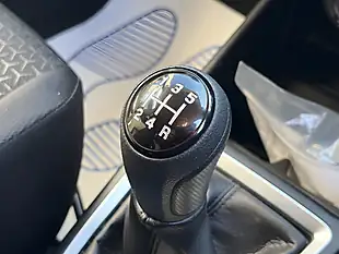 Used 2021 Suzuki Swift Sz-L Silver - Interior and Exterior details 14