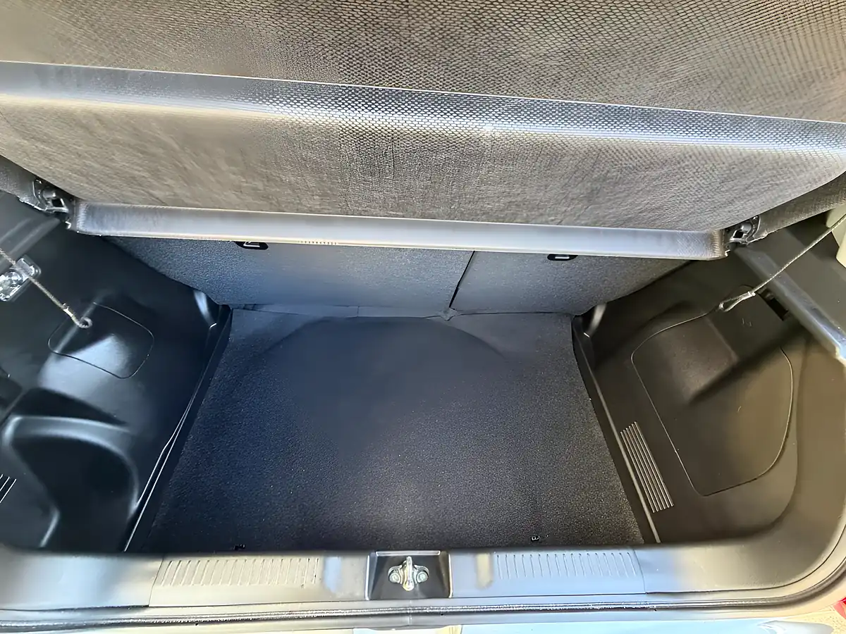 Used 2021 Suzuki Swift Sz-L Silver - Interior and Exterior details 6