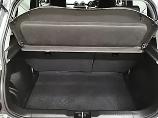 Used 2021 Suzuki Swift Sz-L Silver - Interior and Exterior details 14