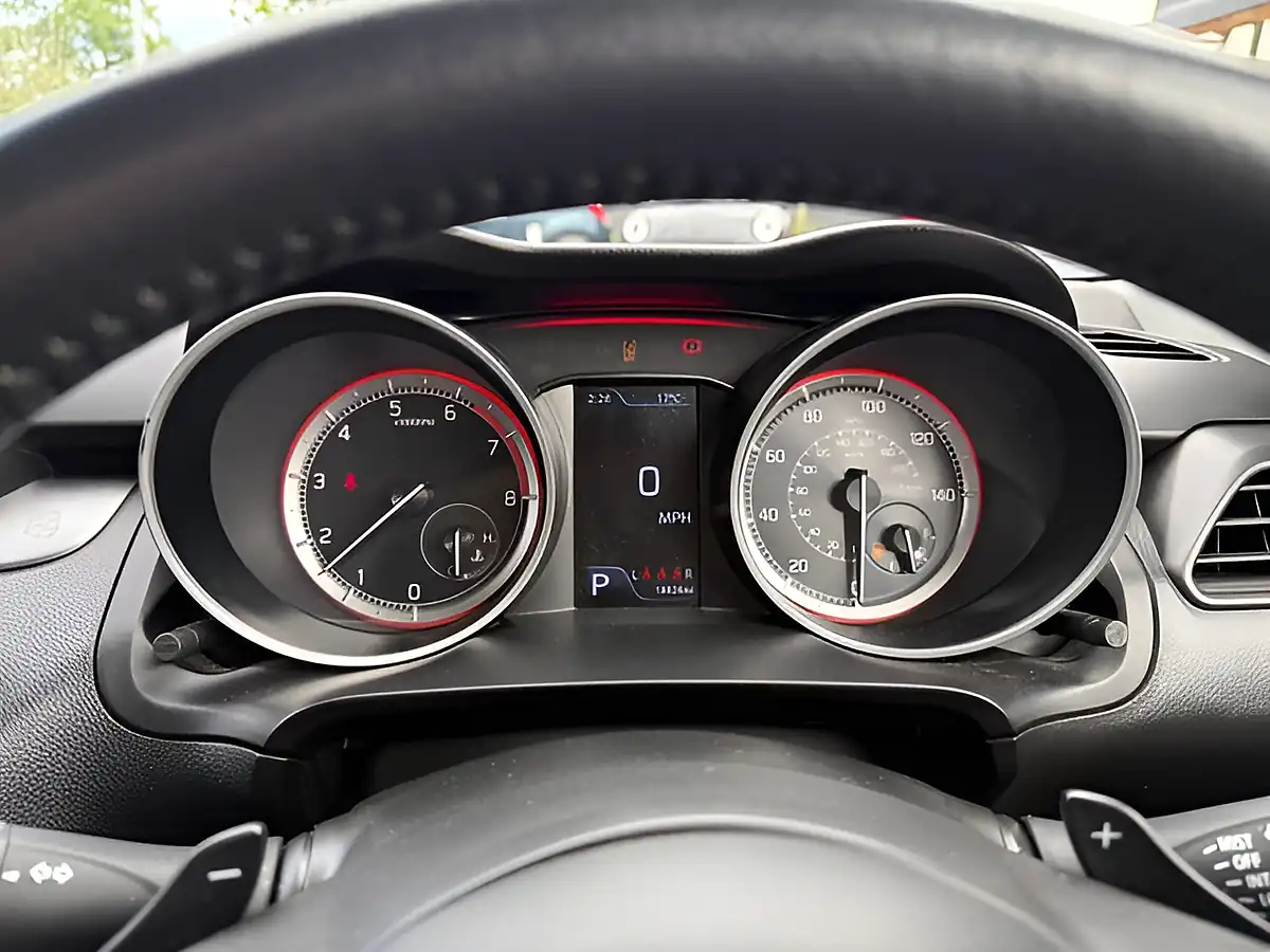 Used 2021 Suzuki Swift SZ5 Silver - Interior and Exterior details 14