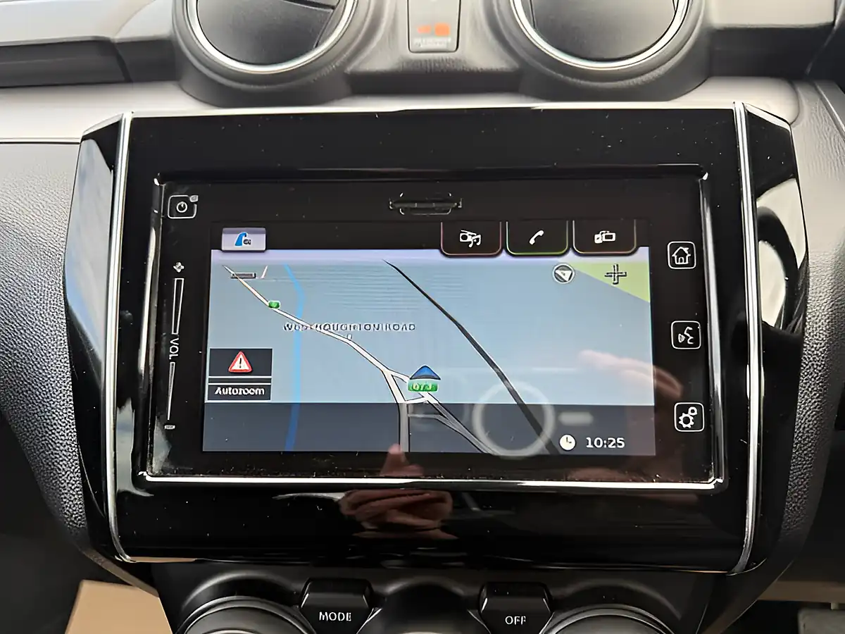 Used 2021 Suzuki Swift SZ5 Silver - Interior and Exterior details 3