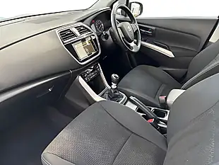 Used 2021 Suzuki SX4 S-Cross Sz-T Silver - Interior and Exterior details 12