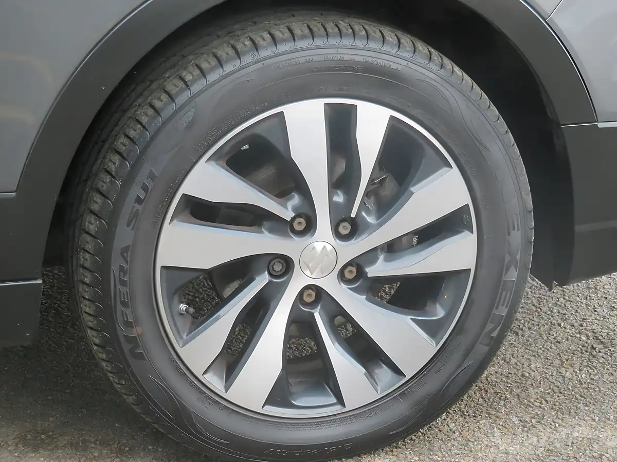 Used 2021 Suzuki SX4 S-Cross SZ5 Grey - Interior and Exterior details 9