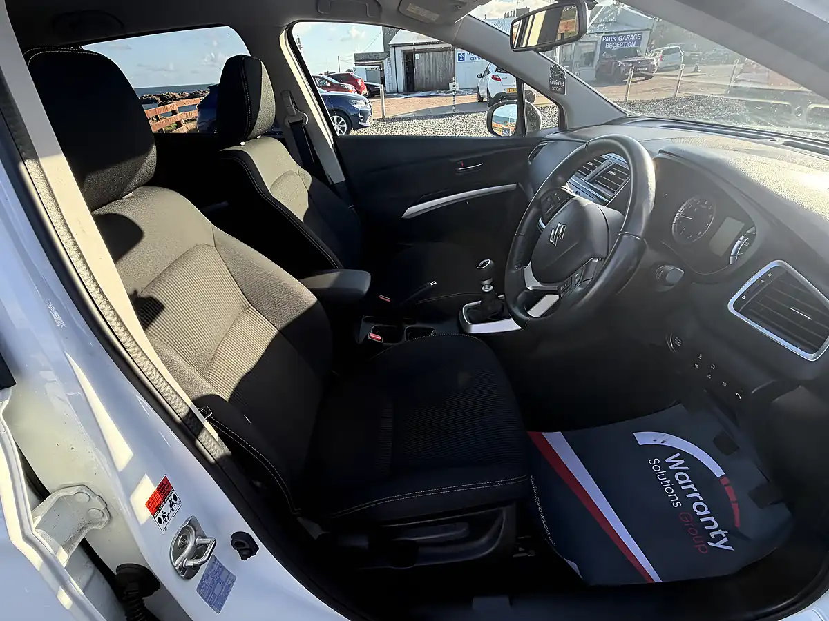 Used 2021 Suzuki SX4 S-Cross White - Interior and Exterior details 15