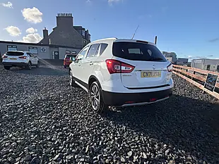 Used 2021 Suzuki SX4 S-Cross White - Interior and Exterior details 7