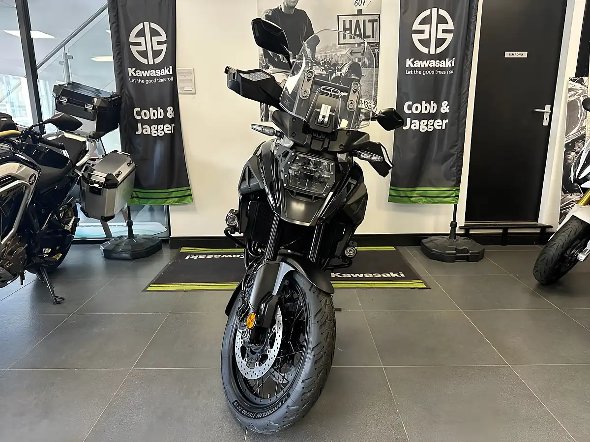 Used 2021 Suzuki V-Strom 1000 Xt Adventure Black - Interior and Exterior details 12