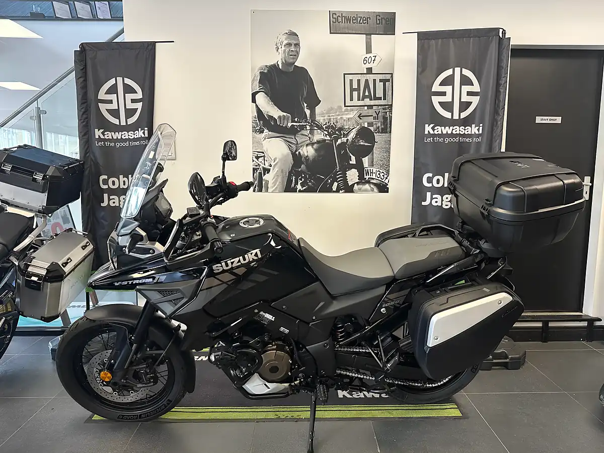 Used 2021 Suzuki V-Strom 1000 Xt Adventure Black - Interior and Exterior details 13
