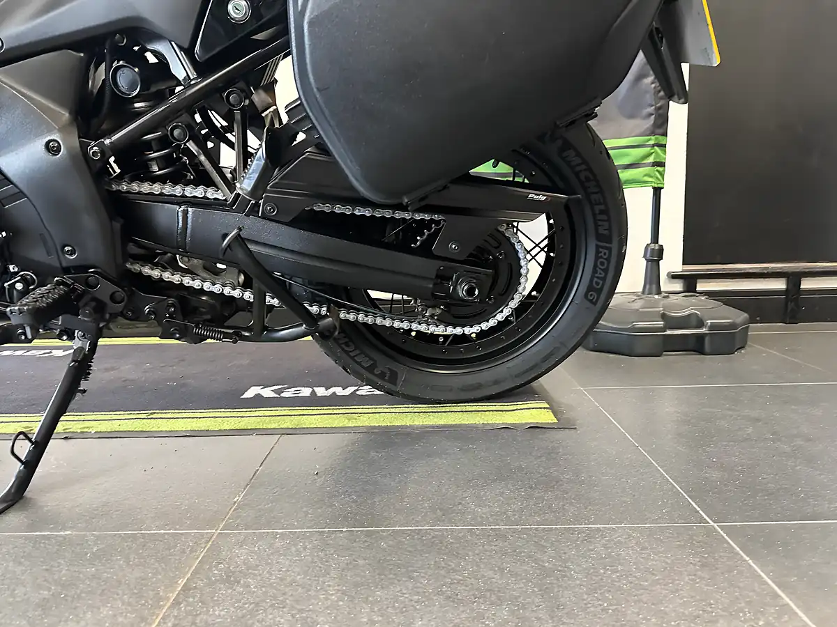 Used 2021 Suzuki V-Strom 1000 Xt Adventure Black - Interior and Exterior details 20