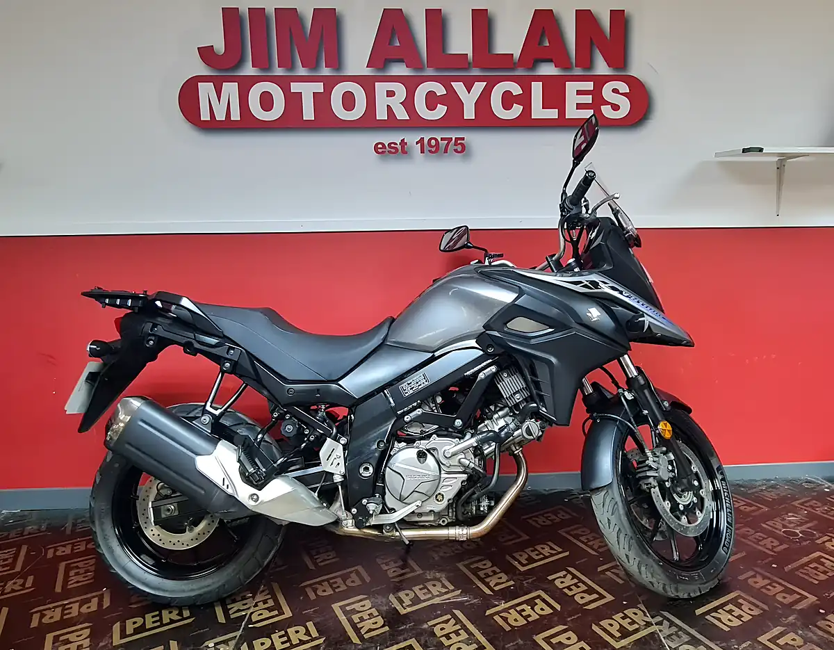 Used 2021 Suzuki V-Strom 650 Grey - Front View