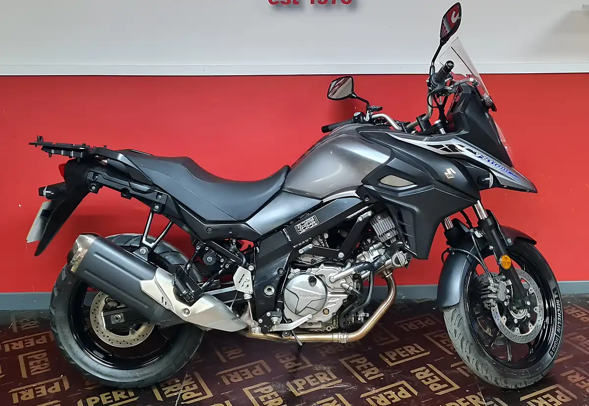 Used 2021 Suzuki V-Strom 650 Grey - Interior and Exterior details 15