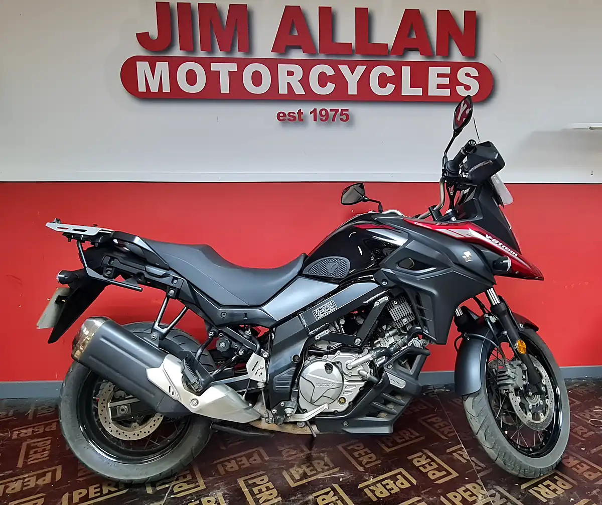 Used 2021 Suzuki V-Strom 650 Xt Red - Front View