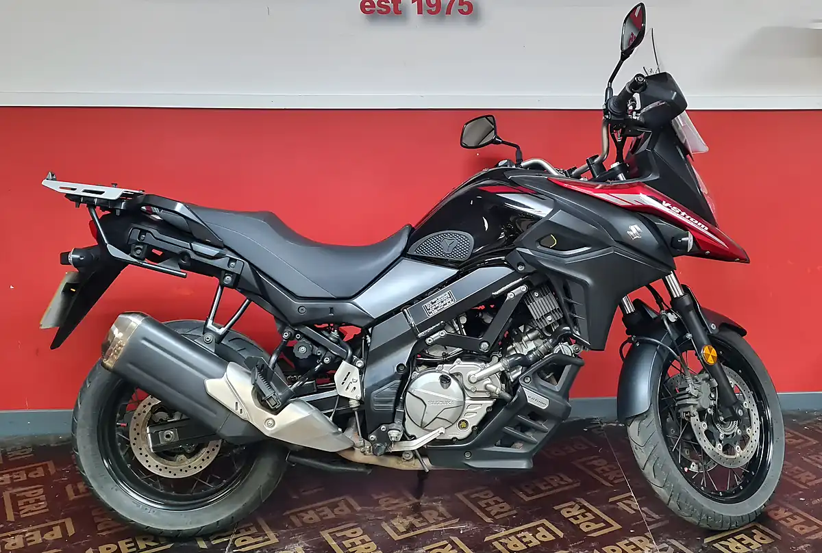 Used 2021 Suzuki V-Strom 650 Xt Red - Interior and Exterior details 7