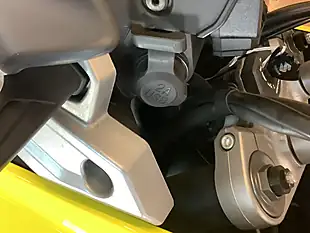 Used 2021 Suzuki V-Strom Adventure Yellow - Interior and Exterior details 15