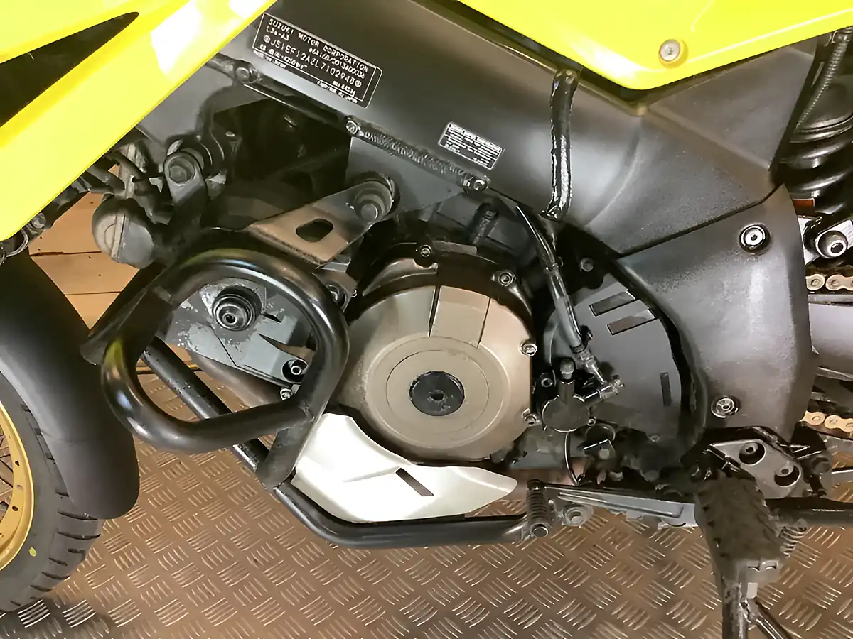 Used 2021 Suzuki V-Strom Adventure Yellow - Interior and Exterior details 16